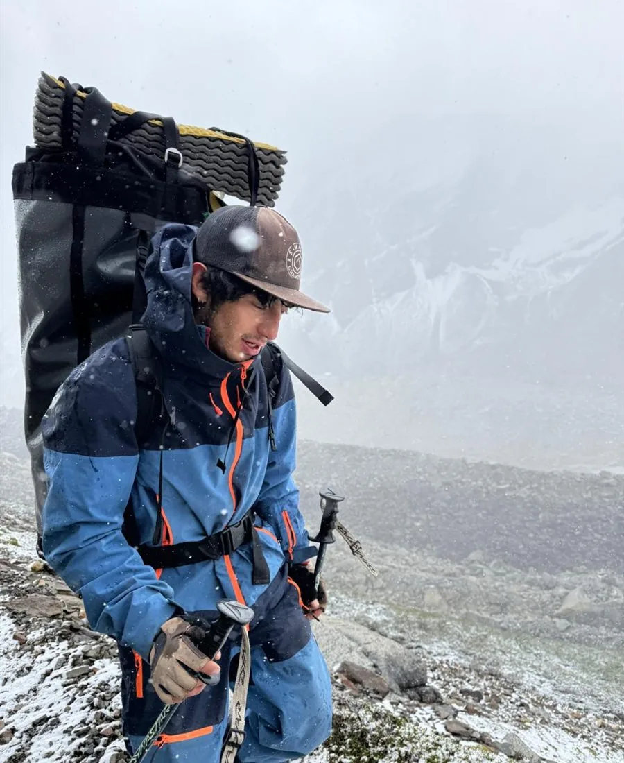 Francisco Canales, guía local de escalada en Puerto Natales